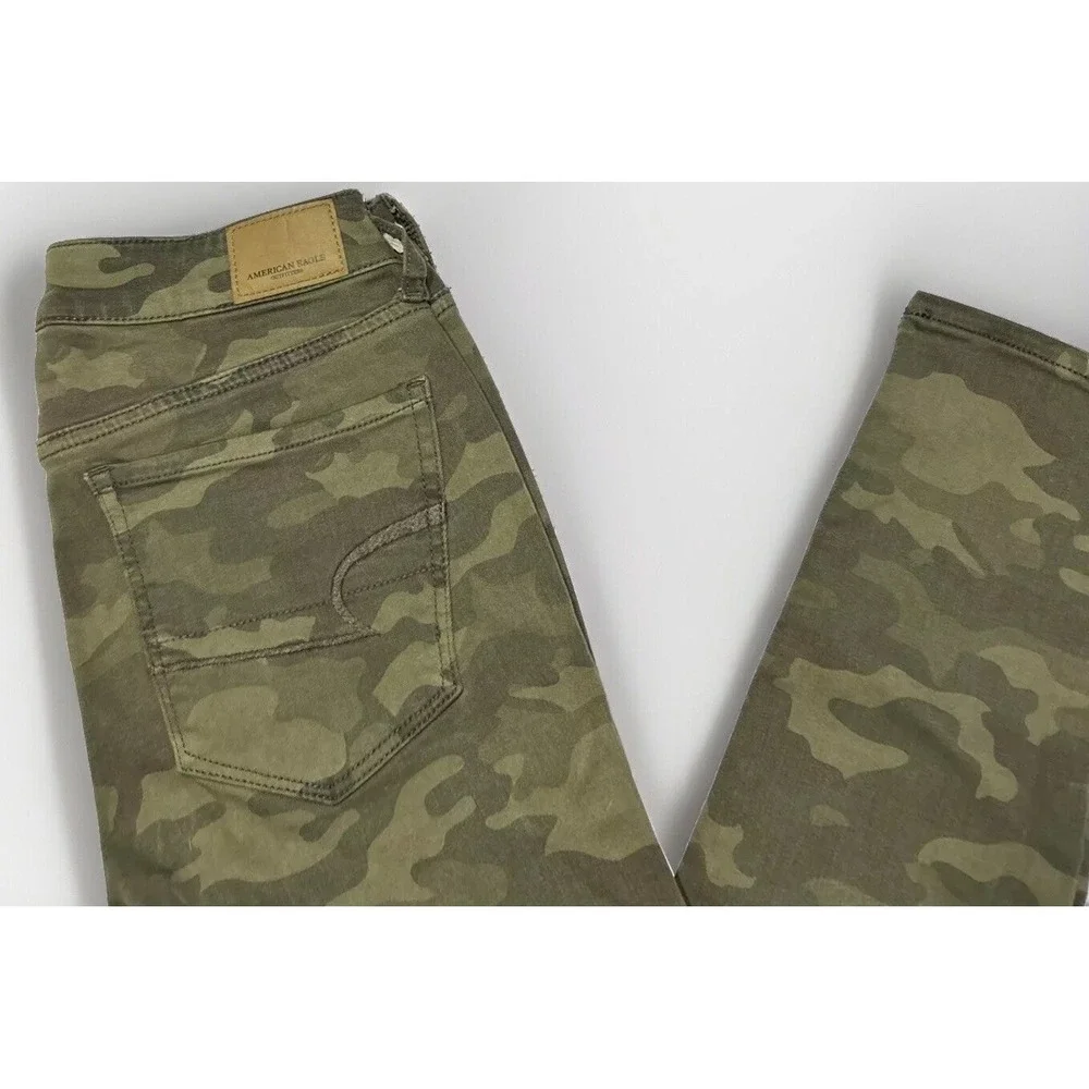 AMERICAN EAGLE Women's Camouflage Jegging Jeans Pants Sz 4 EC SUPER STRETCH X‎